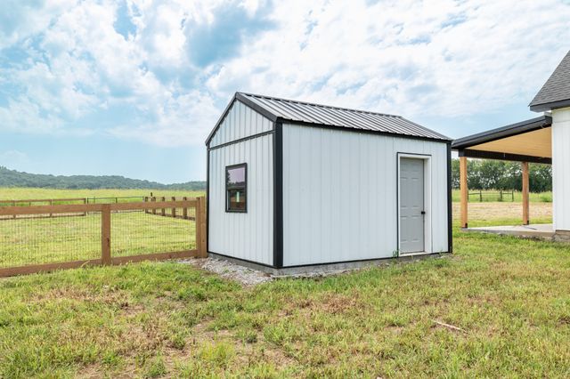 2985 Lewisburg Hwy, Petersburg, TN 37144