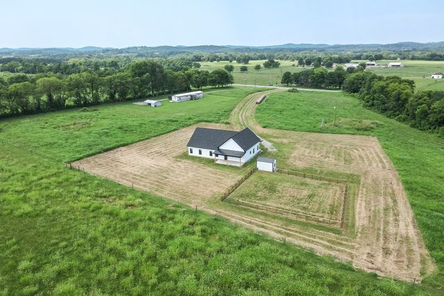 2985 Lewisburg Hwy, Petersburg, TN 37144