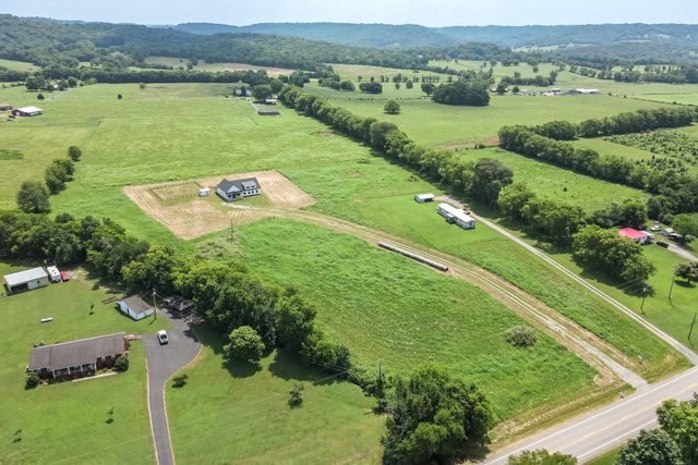 2985 Lewisburg Hwy, Petersburg, TN 37144