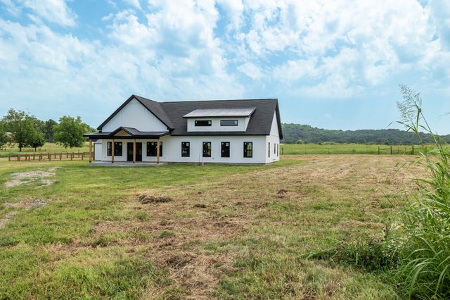 2985 Lewisburg Hwy, Petersburg, TN 37144