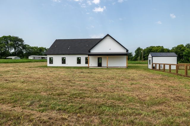 2985 Lewisburg Hwy, Petersburg, TN 37144