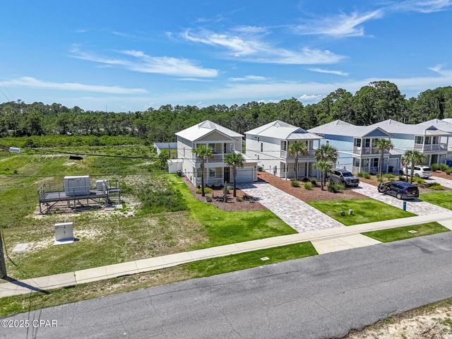 510 Lyndell Lane, Panama City Beach, FL 32407