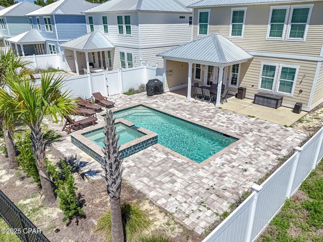 510 Lyndell Lane, Panama City Beach, FL 32407