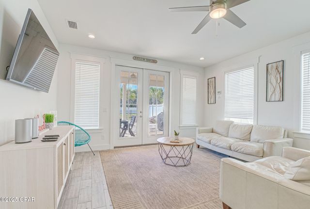 510 Lyndell Lane, Panama City Beach, FL 32407