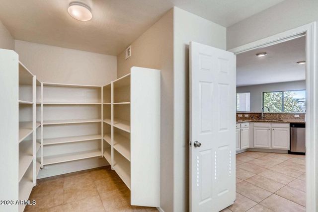 23221 N 20TH Street, Phoenix, AZ 85024