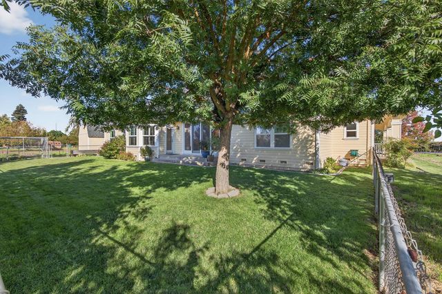 15185 N Curry Ave, Lodi, CA 95240