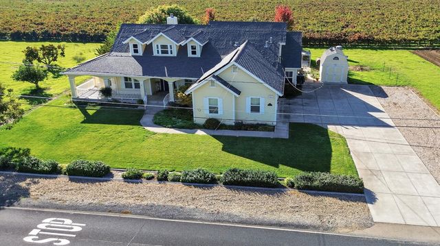 15185 N Curry Ave, Lodi, CA 95240