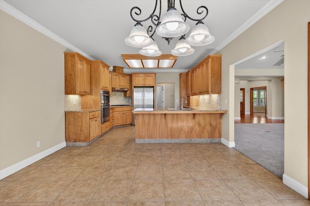 15185 N Curry Ave, Lodi, CA 95240