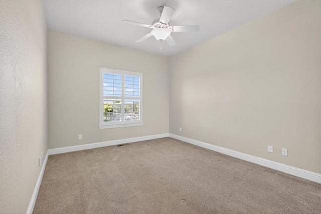 15185 N Curry Ave, Lodi, CA 95240