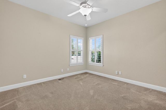 15185 N Curry Ave, Lodi, CA 95240