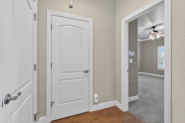 15185 N Curry Ave, Lodi, CA 95240