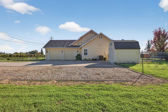 15185 N Curry Ave, Lodi, CA 95240