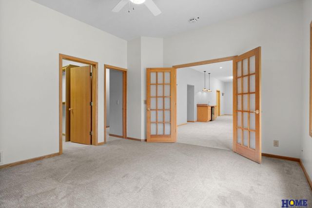 6715 Leesburg Court, Lincoln, NE 68516