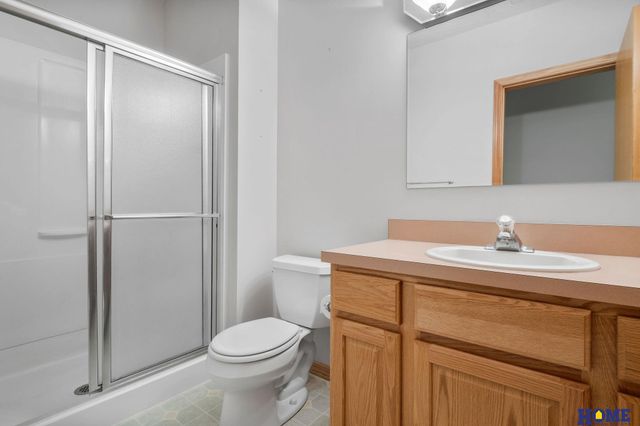 6715 Leesburg Court, Lincoln, NE 68516