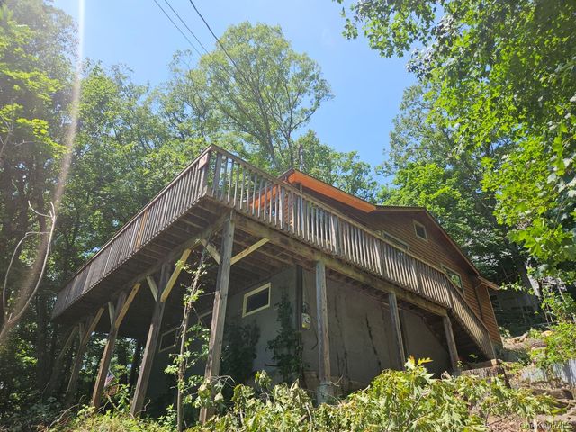 211 Brook Trail, Greenwood Lake, NY 10925