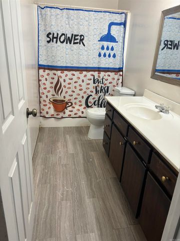 907 Shannon Street, Bald Knob, AR 72010