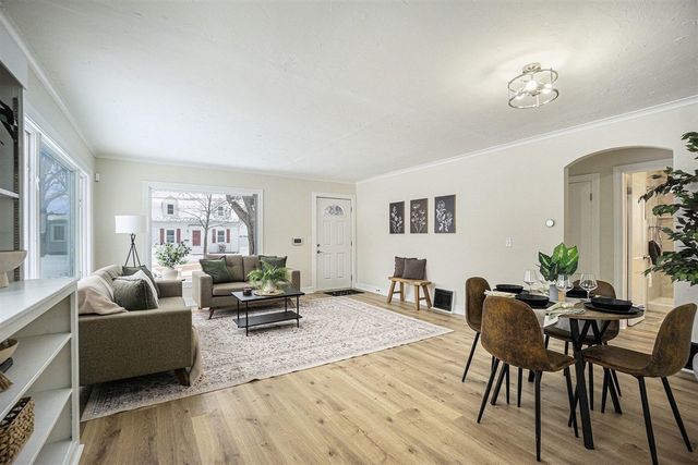 2921 Fulford Street, Kalamazoo, MI 49001