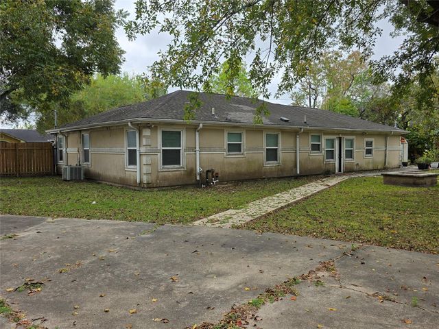 12417 Dumas Street, Houston, TX 77034