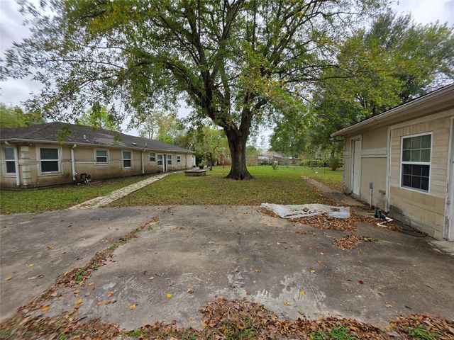 12417 Dumas Street, Houston, TX 77034