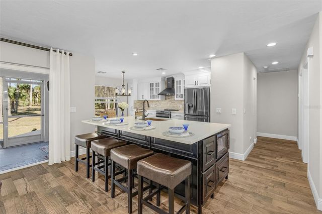 2721 18TH AVENUE NE, Naples, FL 34120