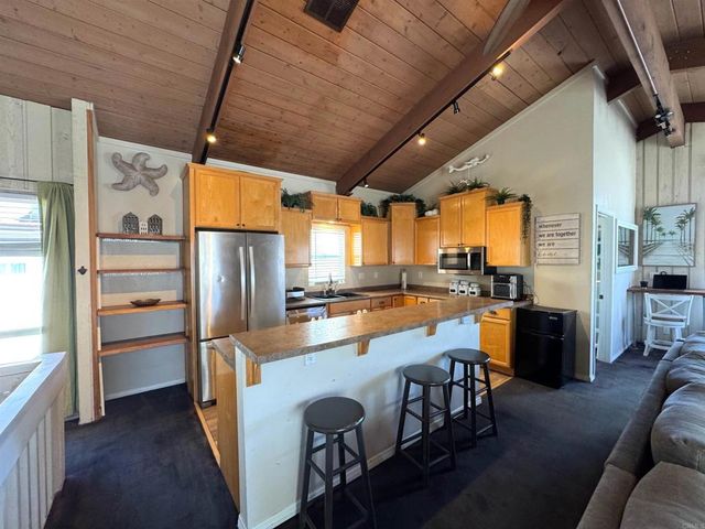 724.5 Dover Court, San Diego, CA 92109