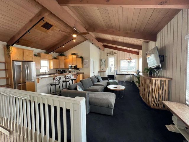 724.5 Dover Court, San Diego, CA 92109
