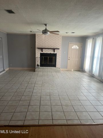 4221 Londontown Road, Pascagoula, MS 39581