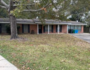 4221 Londontown Road, Pascagoula, MS 39581