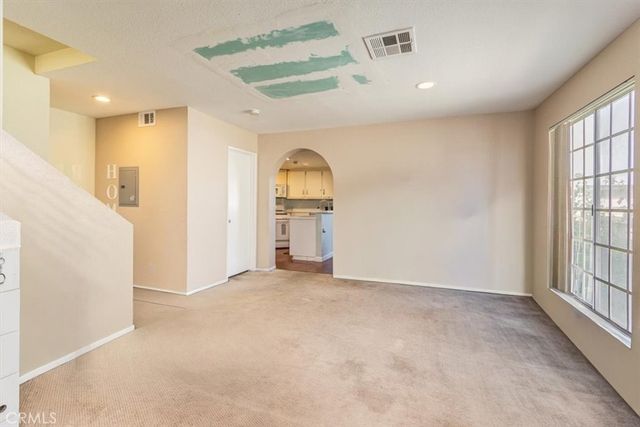 1731 E 68th 5, Long Beach, CA 90805