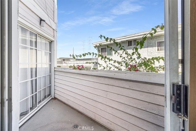 1731 E 68th 5, Long Beach, CA 90805
