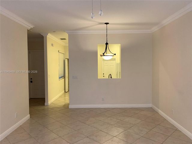 3338 Lakeside Dr 50, Davie, FL 33328