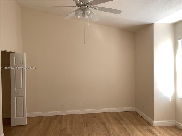 3338 Lakeside Dr 50, Davie, FL 33328