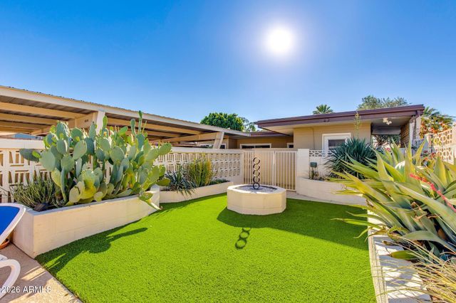 3715 E GLENROSA Avenue, Phoenix, AZ 85018