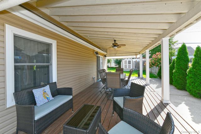 2 Cooper Lane, Levittown, NY 11756