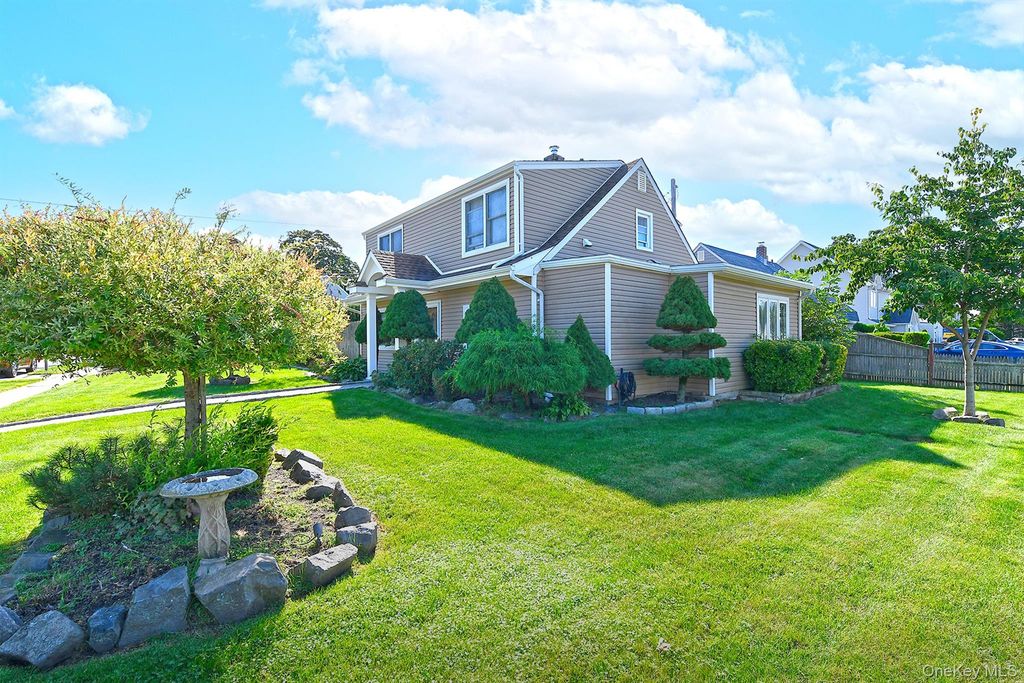 2 Cooper Lane, Levittown, NY 11756 — photo 2