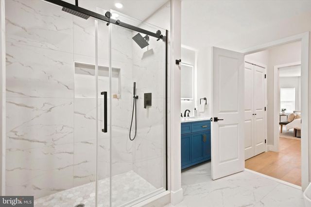 609 E LOCUST AVE, Philadelphia, PA 19144