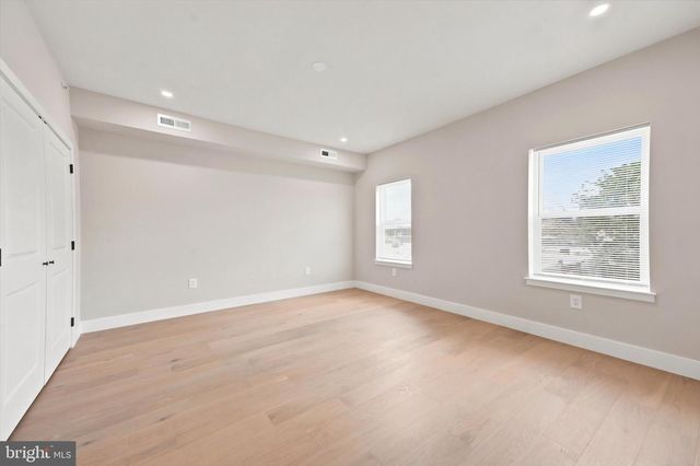 609 E LOCUST AVE, Philadelphia, PA 19144