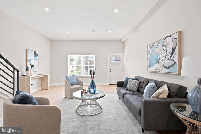 609 E LOCUST AVE, Philadelphia, PA 19144