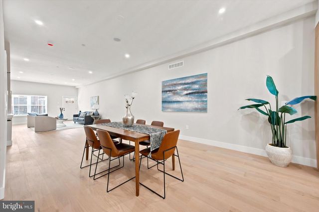 609 E LOCUST AVE, Philadelphia, PA 19144