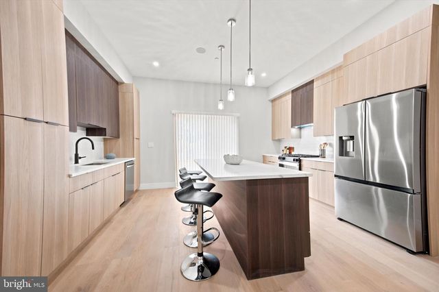 609 E LOCUST AVE, Philadelphia, PA 19144