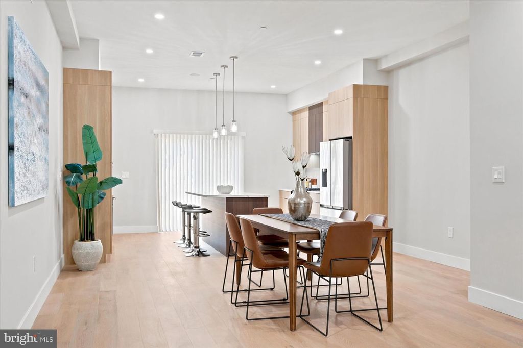 609 E LOCUST AVE, Philadelphia, PA 19144