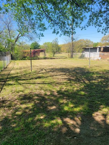 747 Luther Lane, Gun Barrel City, TX 75156