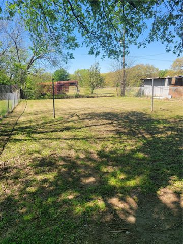 747 Luther Lane, Gun Barrel City, TX 75156