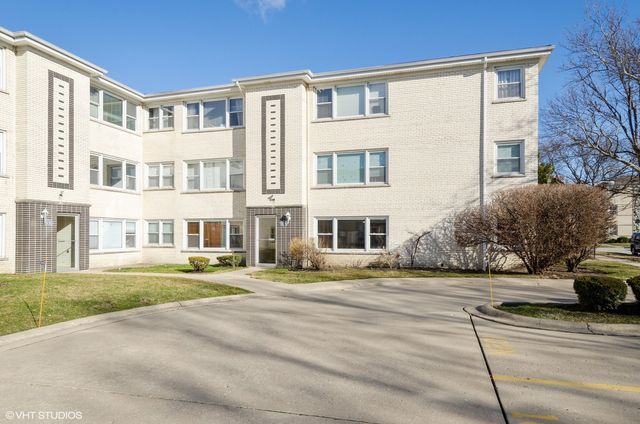 5236 N Potawatomie Street 101, Chicago, IL 60656