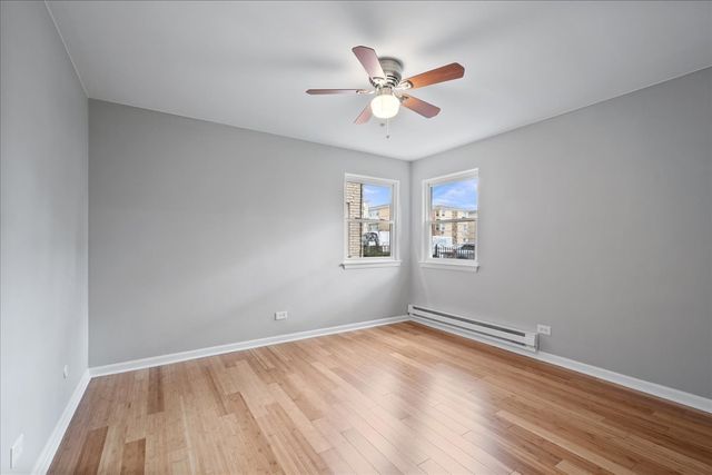 5236 N Potawatomie Street 101, Chicago, IL 60656