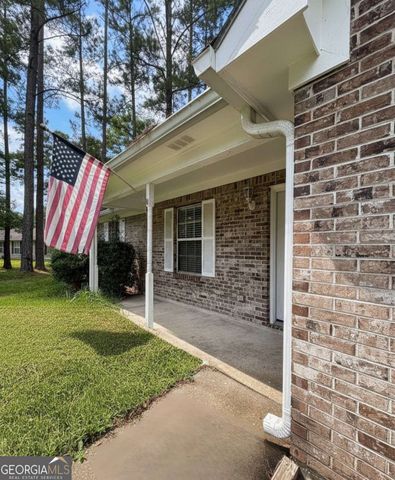 108 Crestwood Court, Kingsland, GA 31548