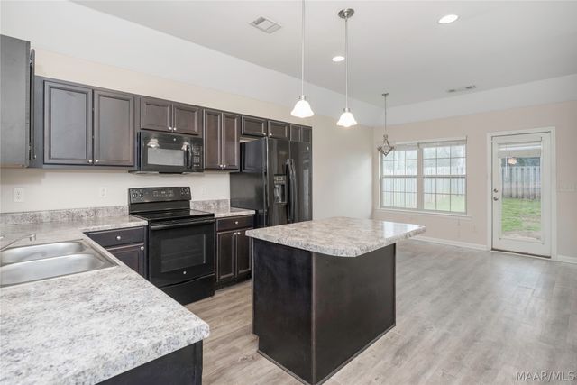 425 BUENA VISTA Way, Prattville, AL 36067