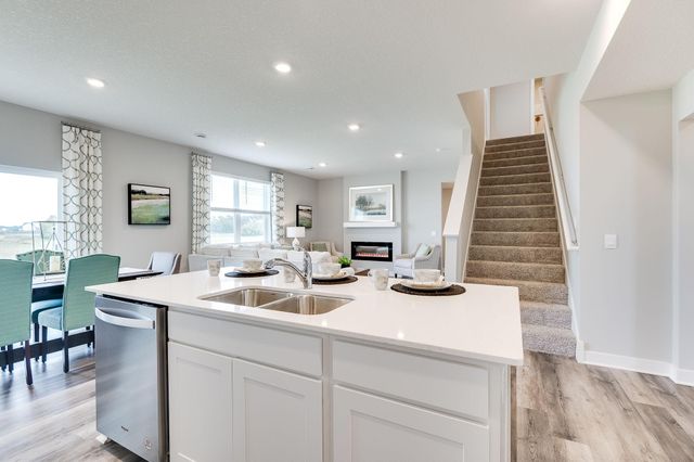 12628 Marshview Drive, Rogers, MN 55374