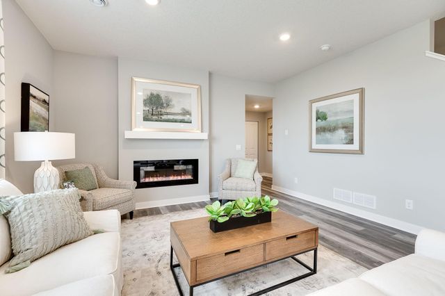12628 Marshview Drive, Rogers, MN 55374