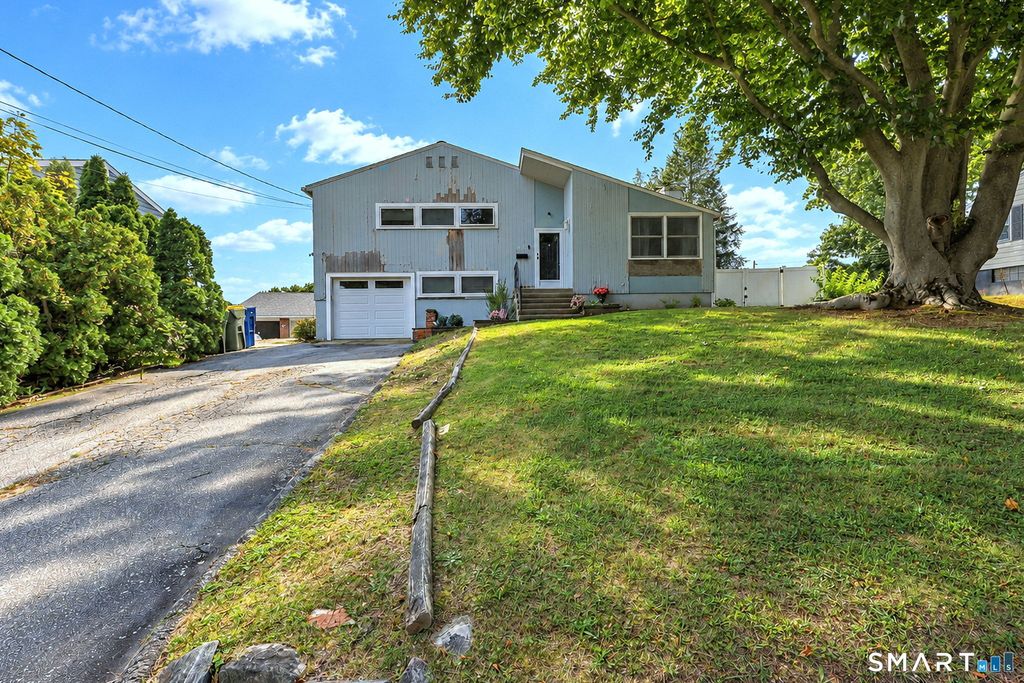 327 Highland Drive, Waterbury, CT 06708